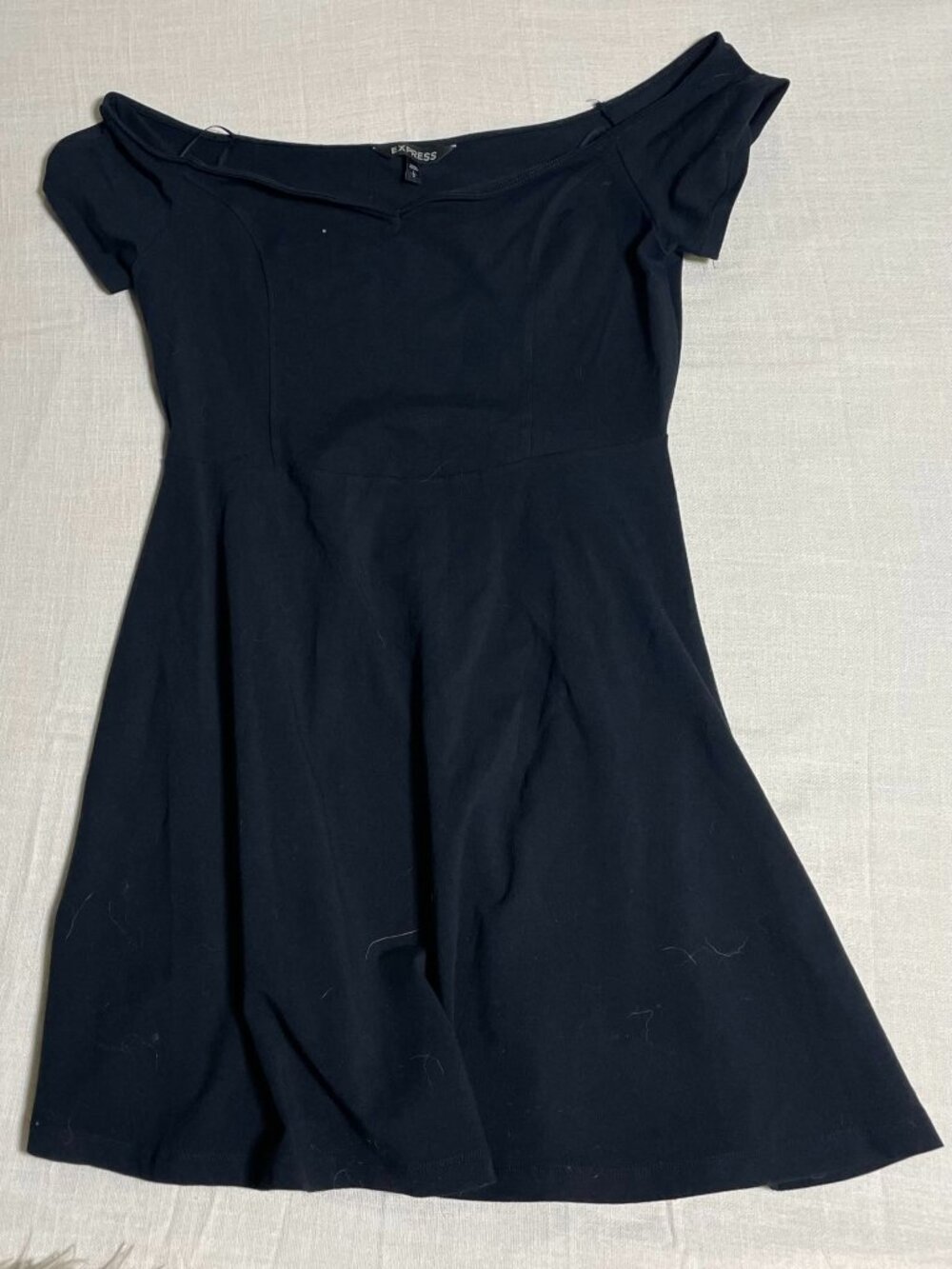 Womens Express Black Off The Shoulder Skater Dress (Size L)